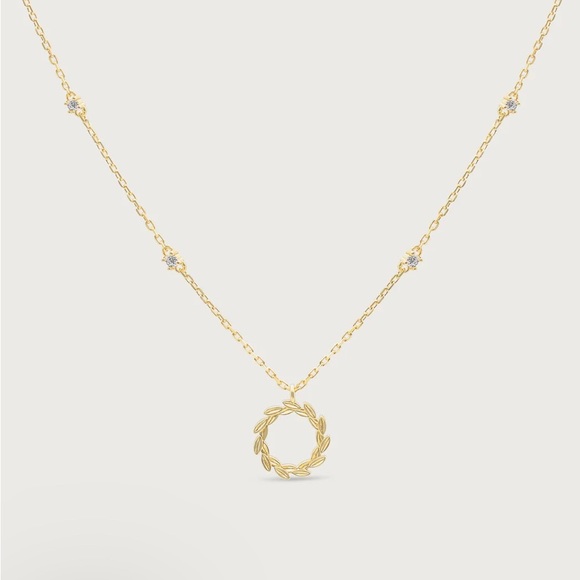 Orzura Diane Leaf Pendant Necklace, 18K Gold Vermeil - Picture 1 of 3